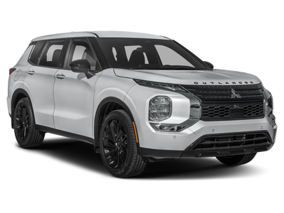 2024 Mitsubishi Outlander SE Black Edition w/Pano Roof
