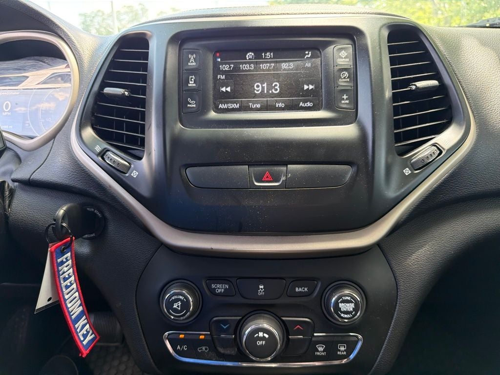 2017 Jeep Cherokee Sport