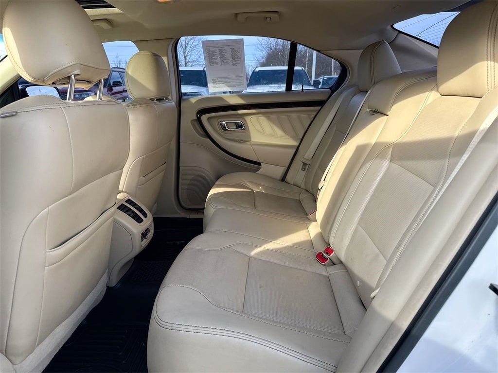 2017 Ford Taurus Limited