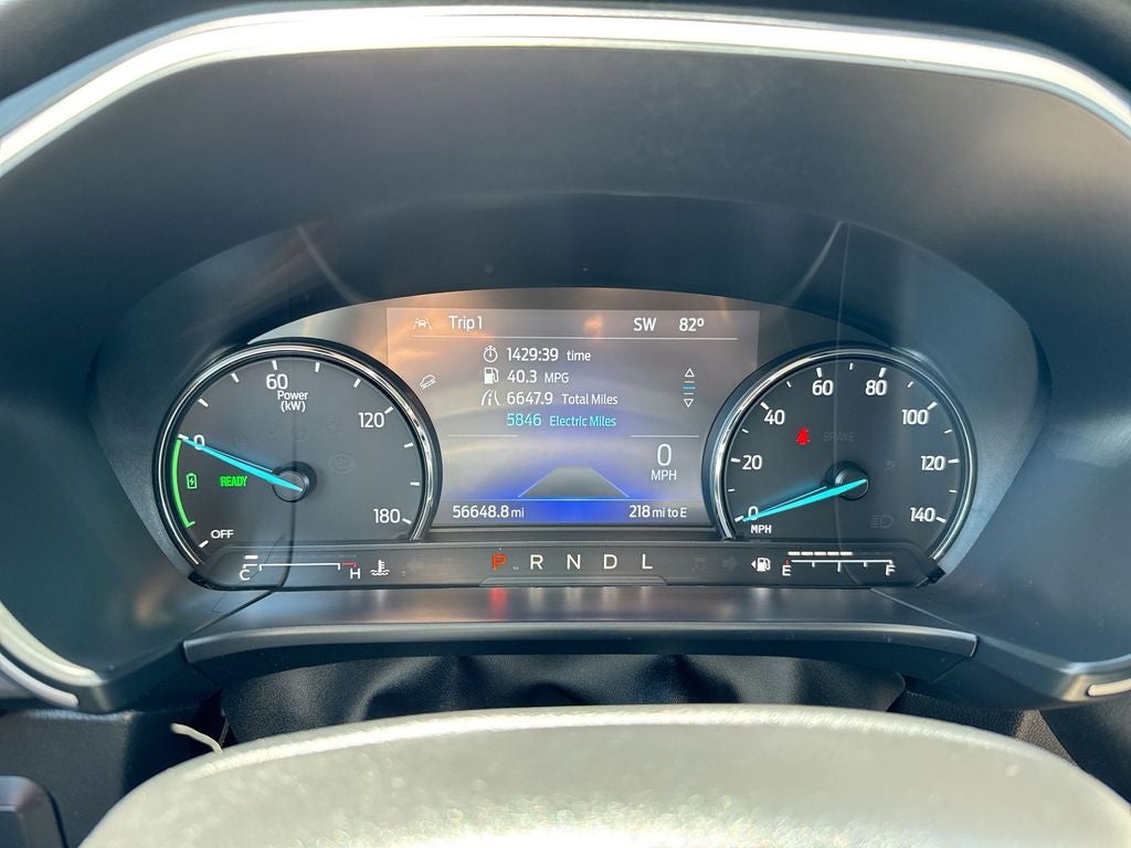 2022 Ford Escape Hybrid SE