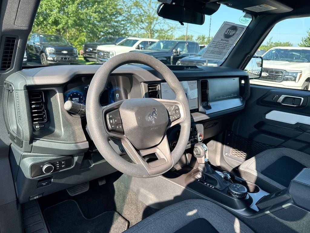2025 Ford Bronco Base