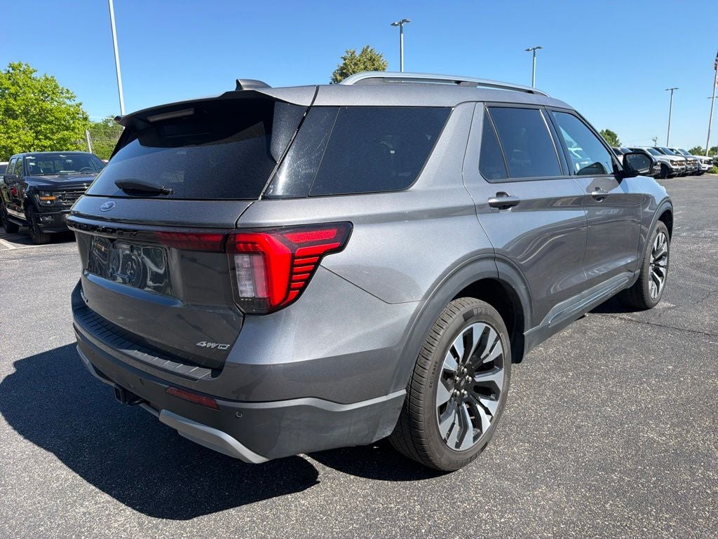 2025 Ford Explorer Platinum