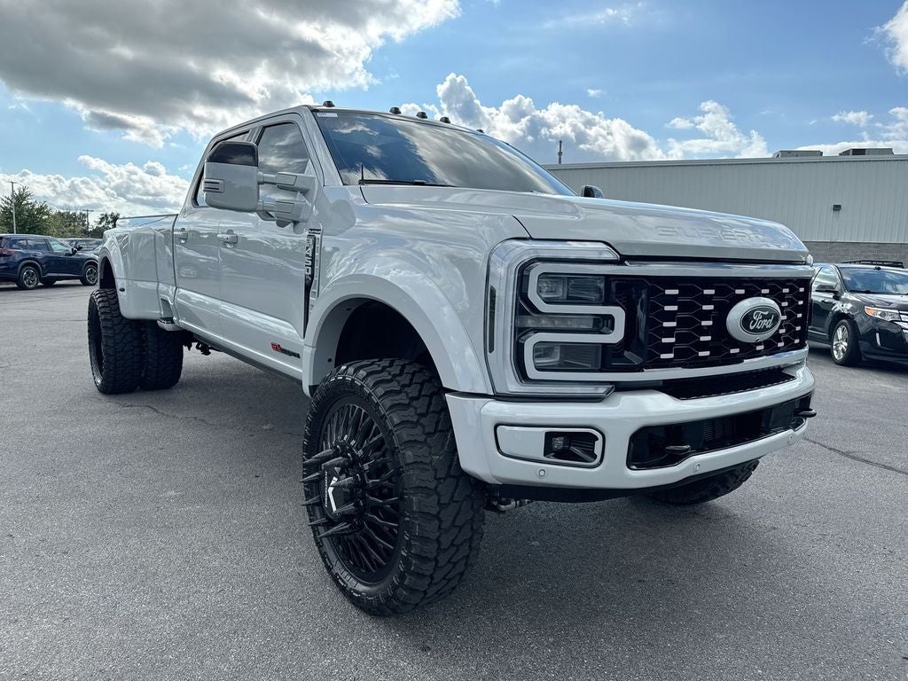 2026 Ford F-450SD Platinum