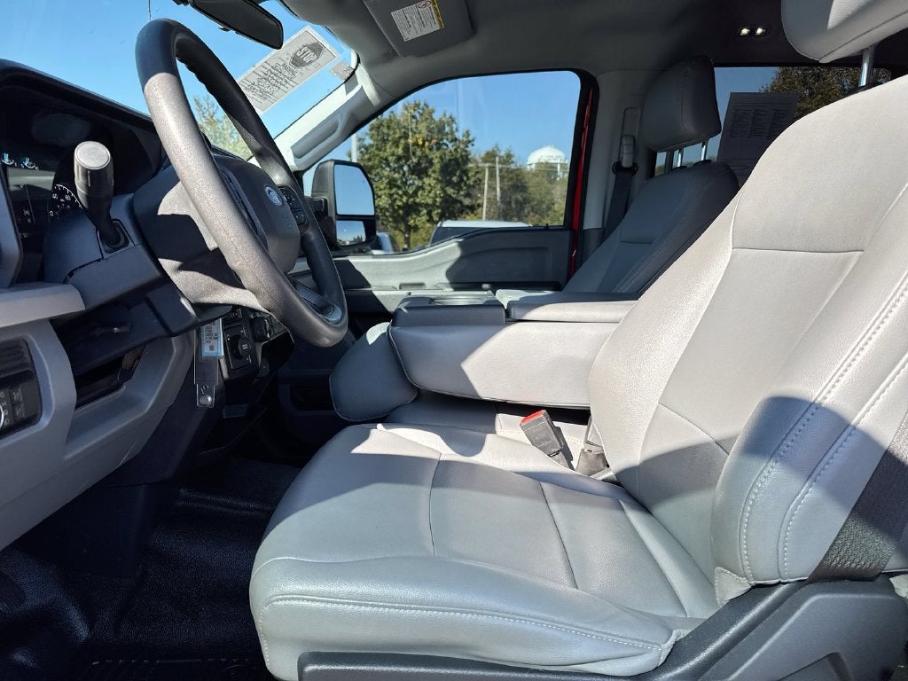 2023 Ford F-450SD XL