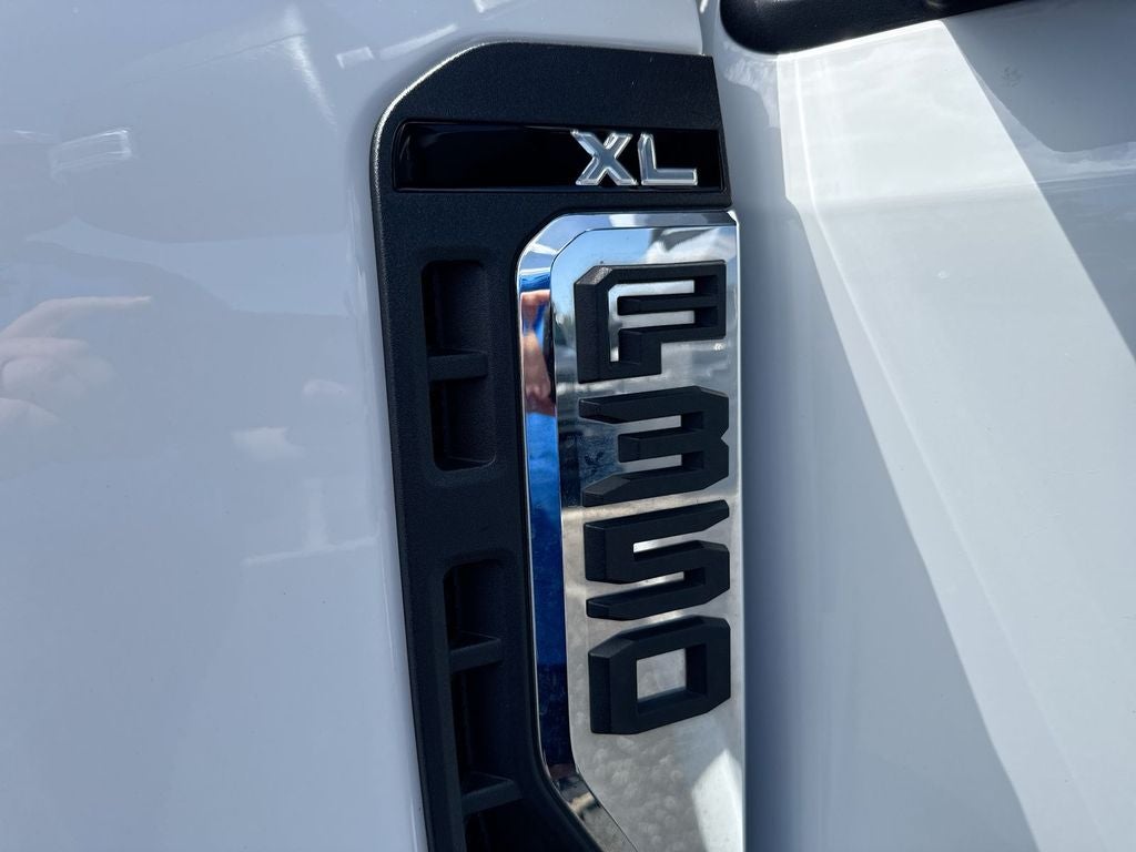 2023 Ford F-350SD XL