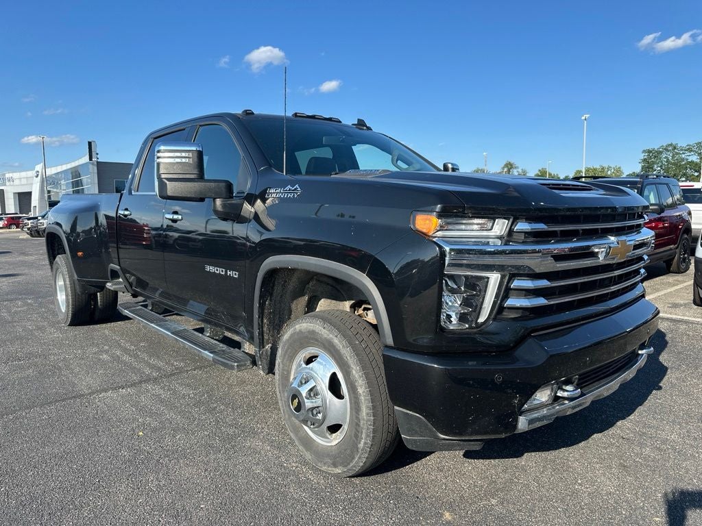 2022 Chevrolet Silverado 3500HD High Country