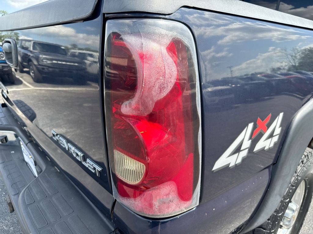 2005 Chevrolet Silverado 2500HD LS