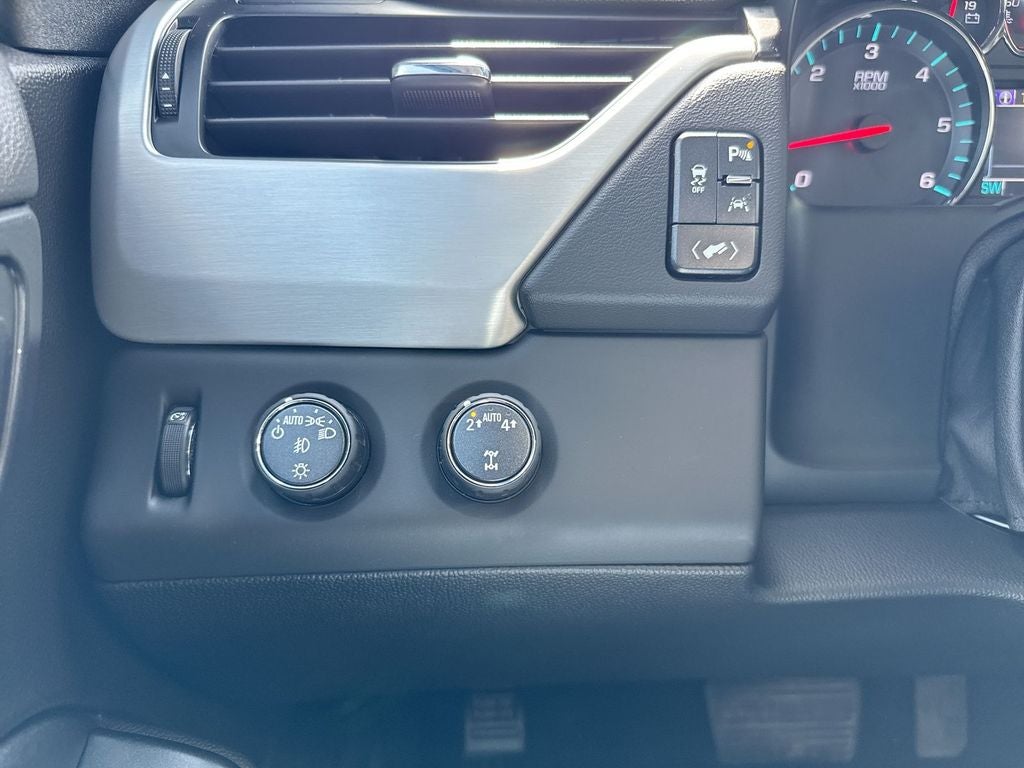2020 GMC Yukon SLT