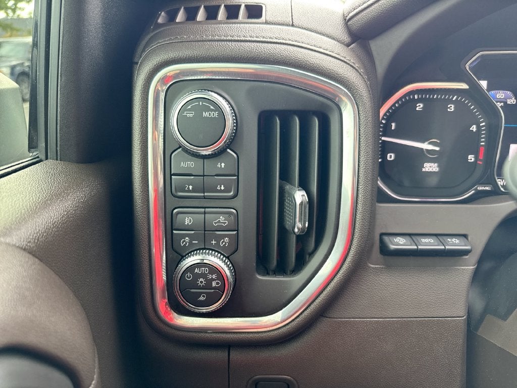2023 GMC Sierra 2500HD Denali