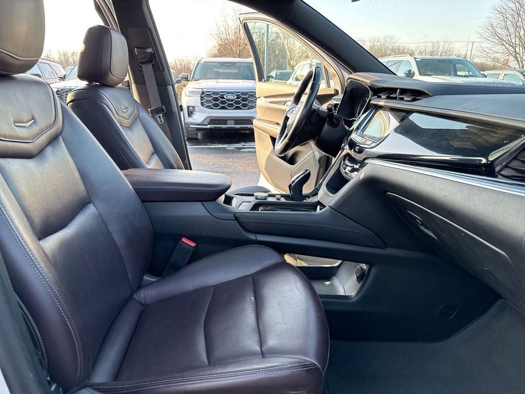 2021 Cadillac XT6 Premium Luxury