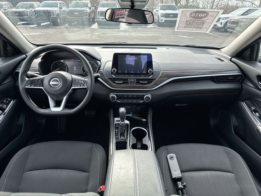 2023 Nissan Altima 2.5 SV