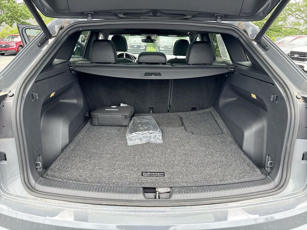 2020 Volkswagen Atlas Cross Sport 3.6L V6 SEL Premium