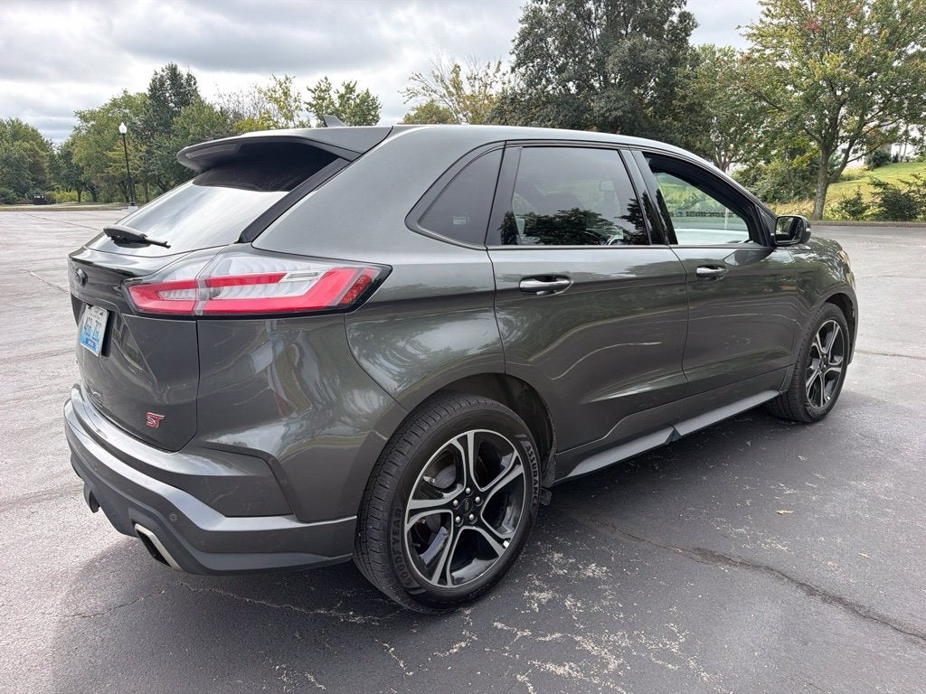 2019 Ford Edge ST