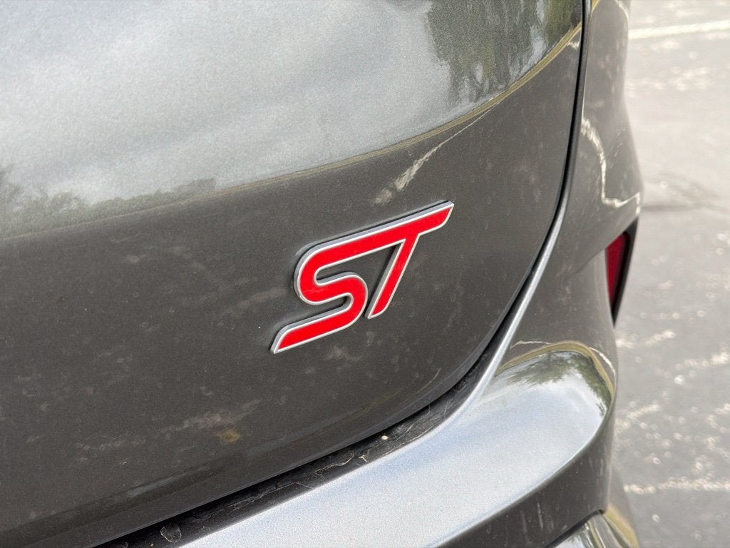 2019 Ford Edge ST
