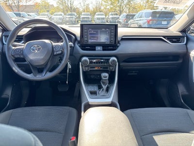2022 Toyota RAV4 LE