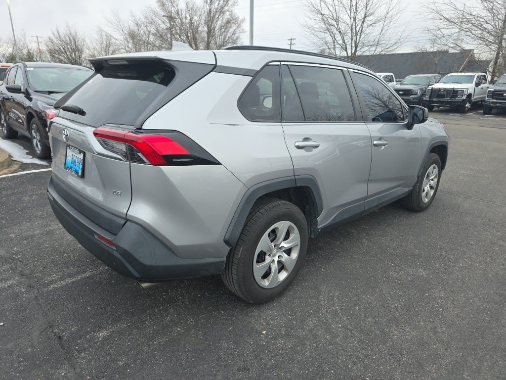 2019 Toyota RAV4 LE