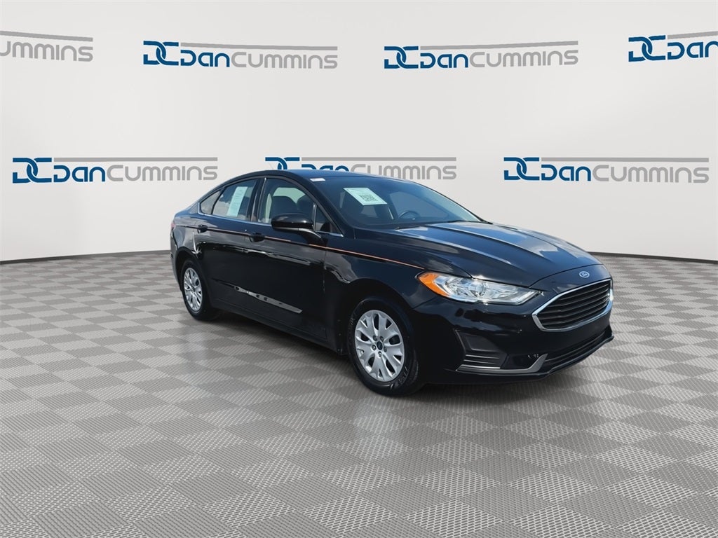 2019 Ford Fusion S