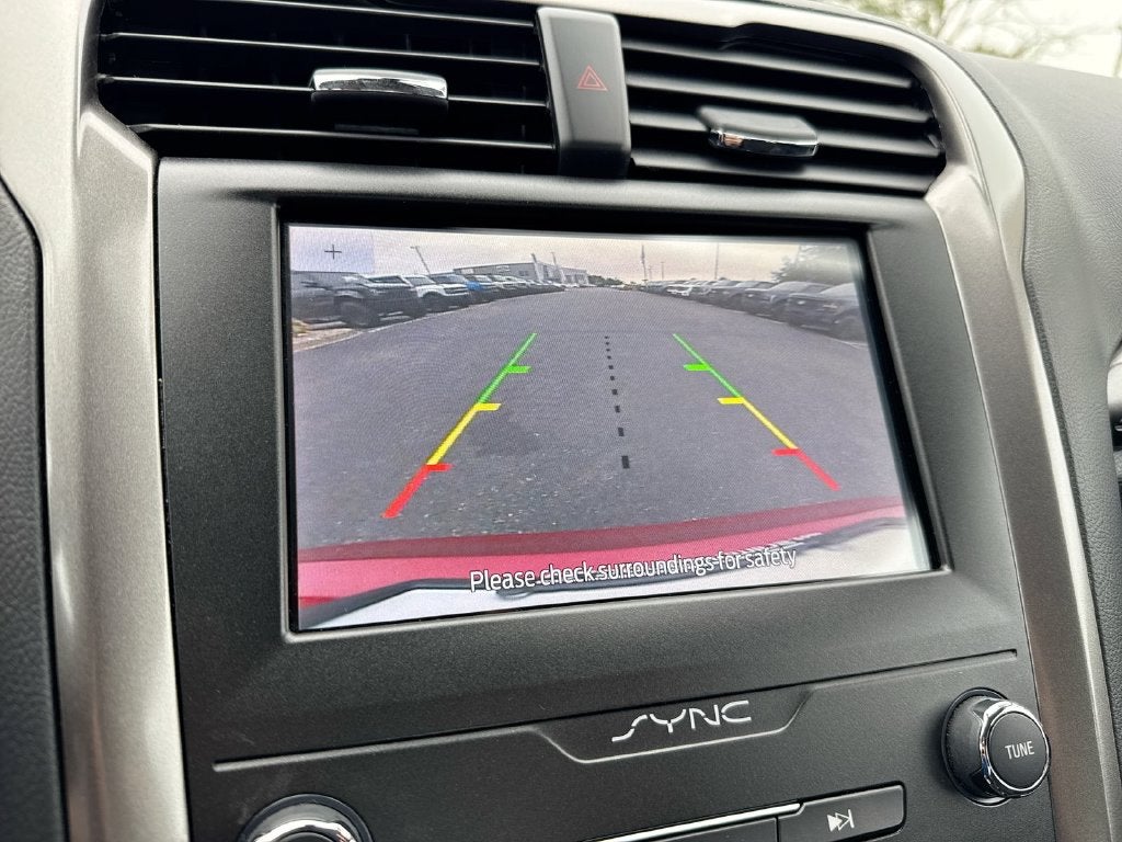 2020 Ford Fusion SE