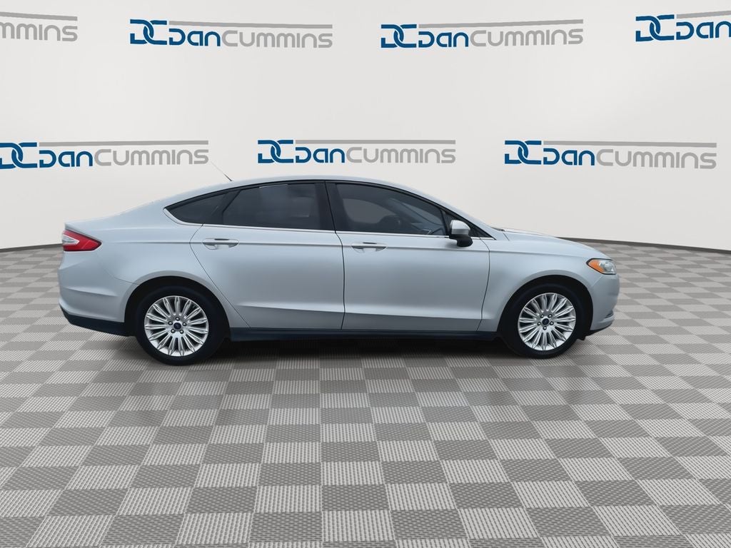 2016 Ford Fusion Hybrid S