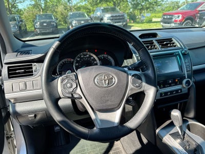 2014 Toyota Camry SE