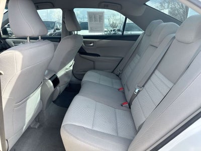 2017 Toyota Camry LE