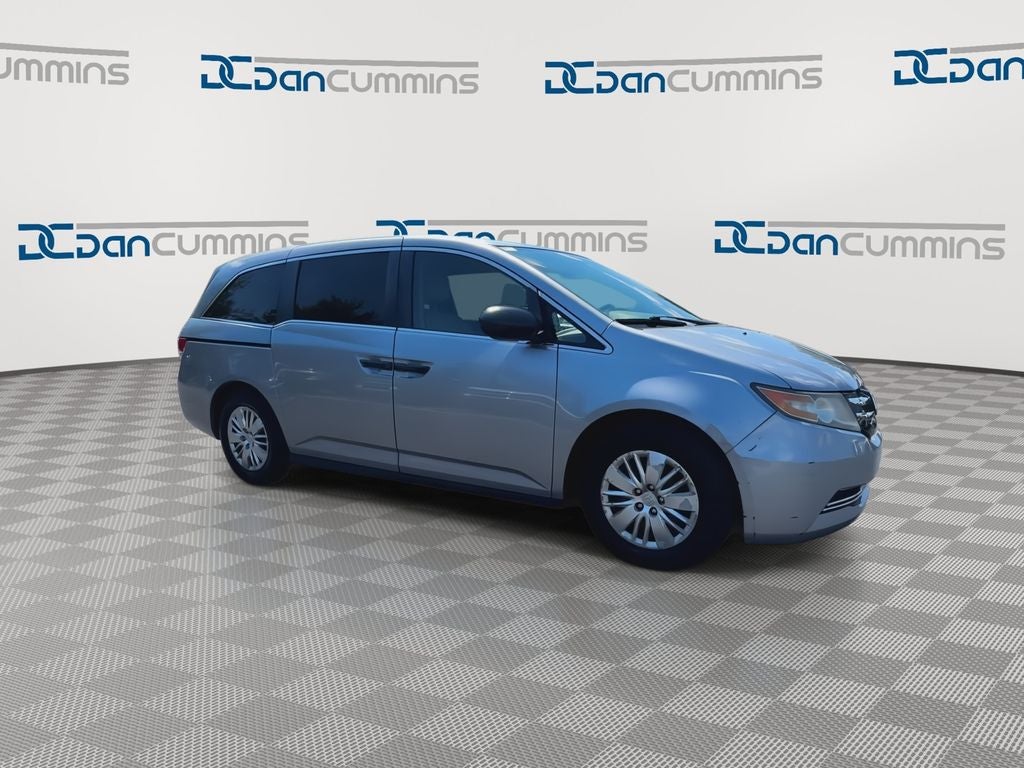 Used 2016 Honda Odyssey LX with VIN 5FNRL5H25GB162235 for sale in Paris, KY