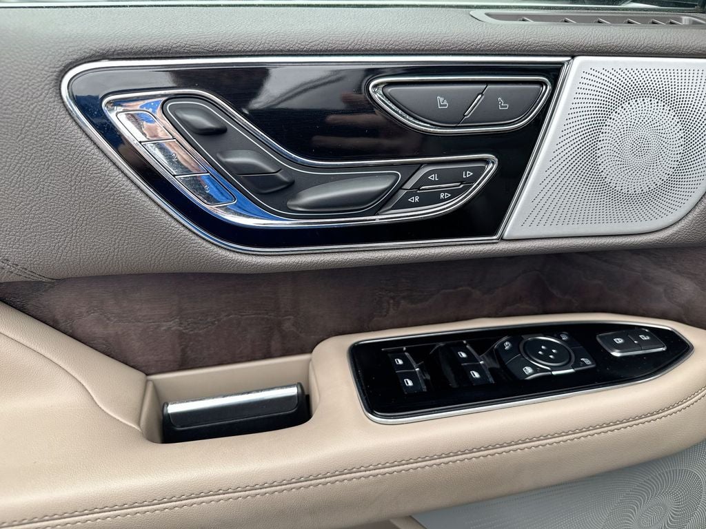 2023 Lincoln Navigator L Reserve