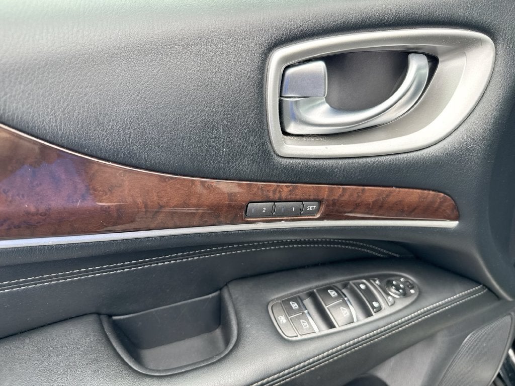 2016 INFINITI QX60 Base