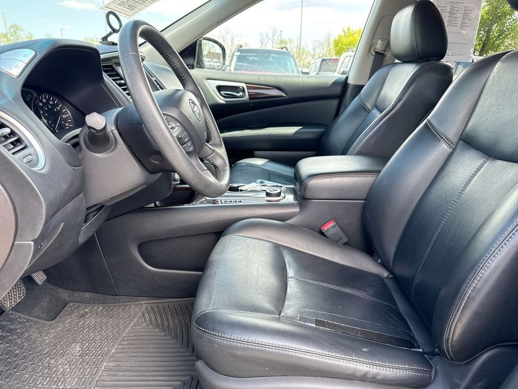 2015 Nissan Pathfinder SL