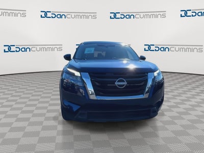 2024 Nissan Pathfinder SV