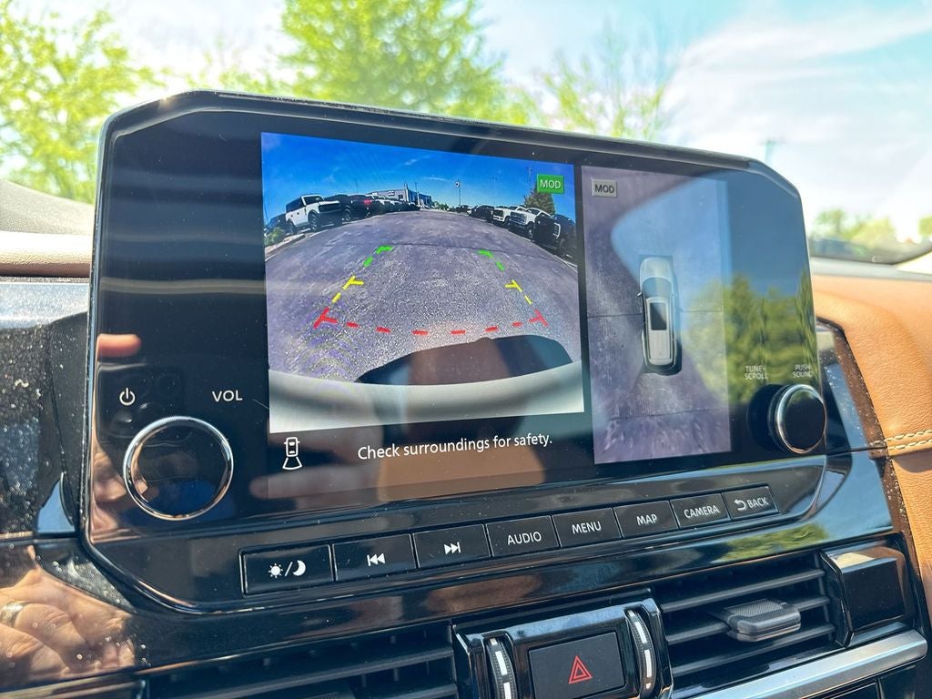 2022 Nissan Pathfinder Platinum