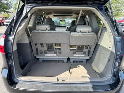 2016 Toyota Sienna XLE Premium