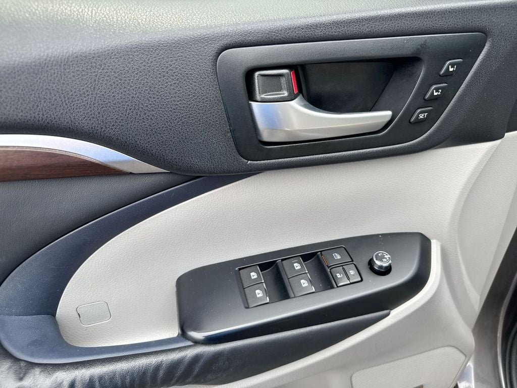 2015 Toyota Highlander Limited