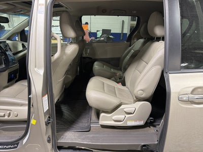 2017 Toyota Sienna Base
