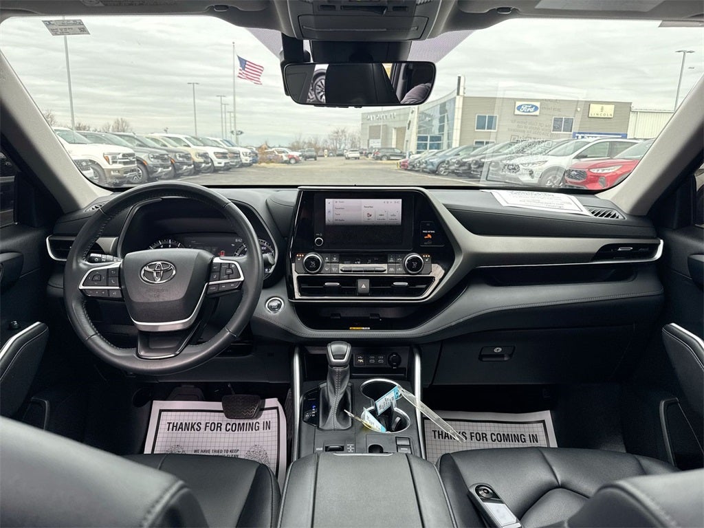 2023 Toyota Highlander XLE
