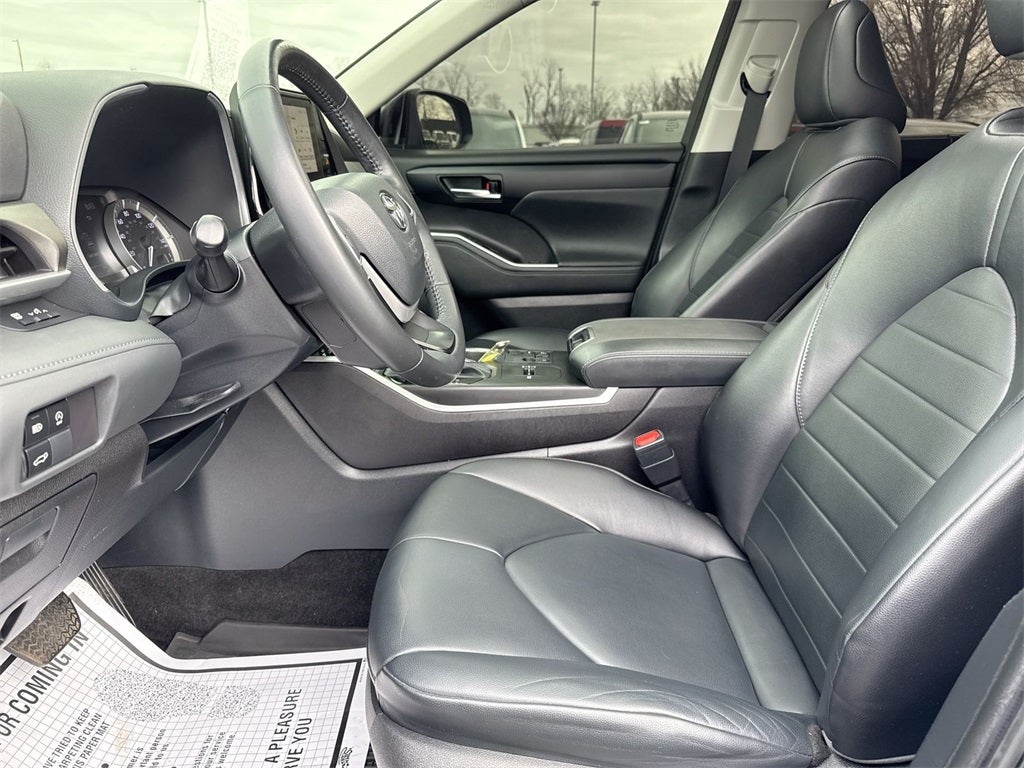 2023 Toyota Highlander XLE
