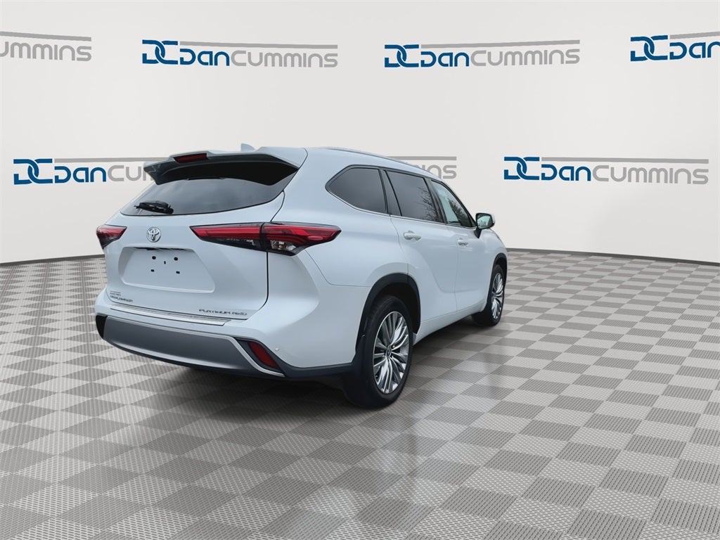 2023 Toyota Highlander Platinum
