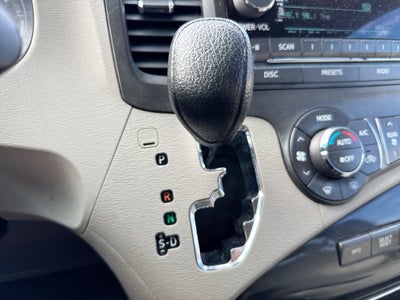 2014 Toyota Sienna LE