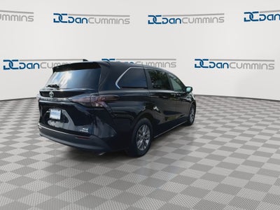 2024 Toyota Sienna XLE