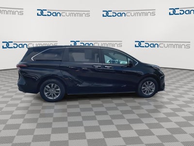 2024 Toyota Sienna XLE