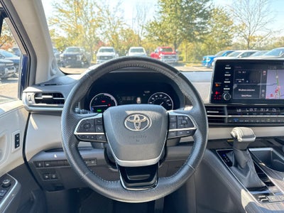 2021 Toyota Sienna Limited