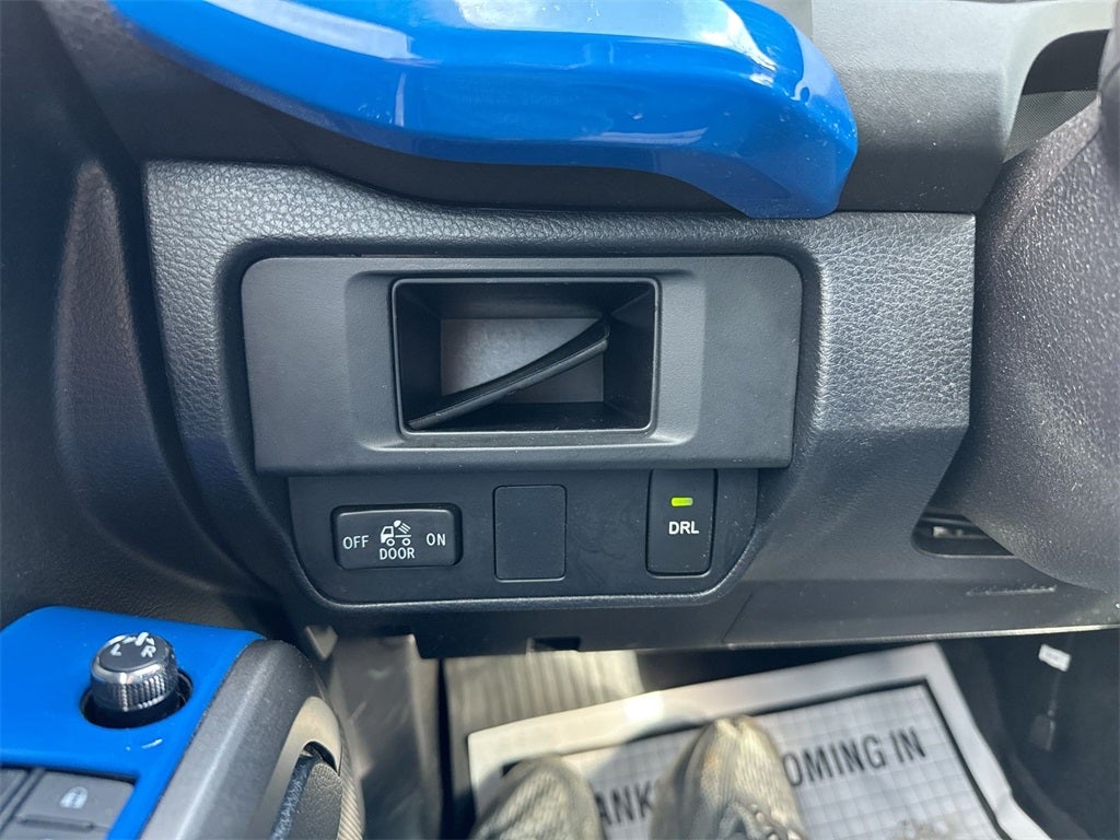 2016 Toyota Tacoma SR5