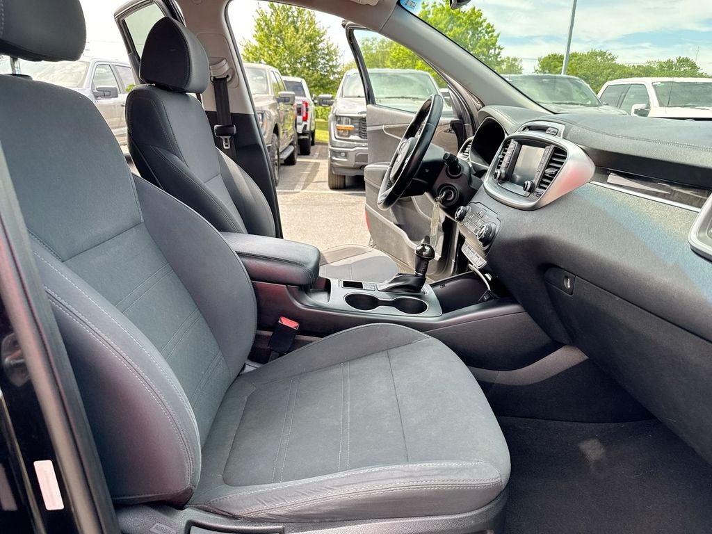 2018 Kia Sorento LX