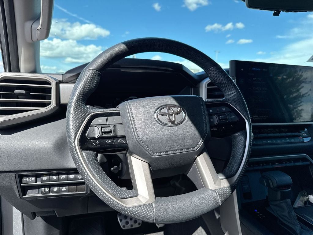 2024 Toyota Sequoia SR5