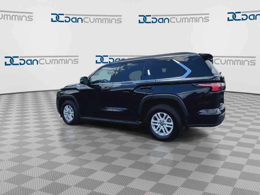 2025 Toyota Sequoia SR5