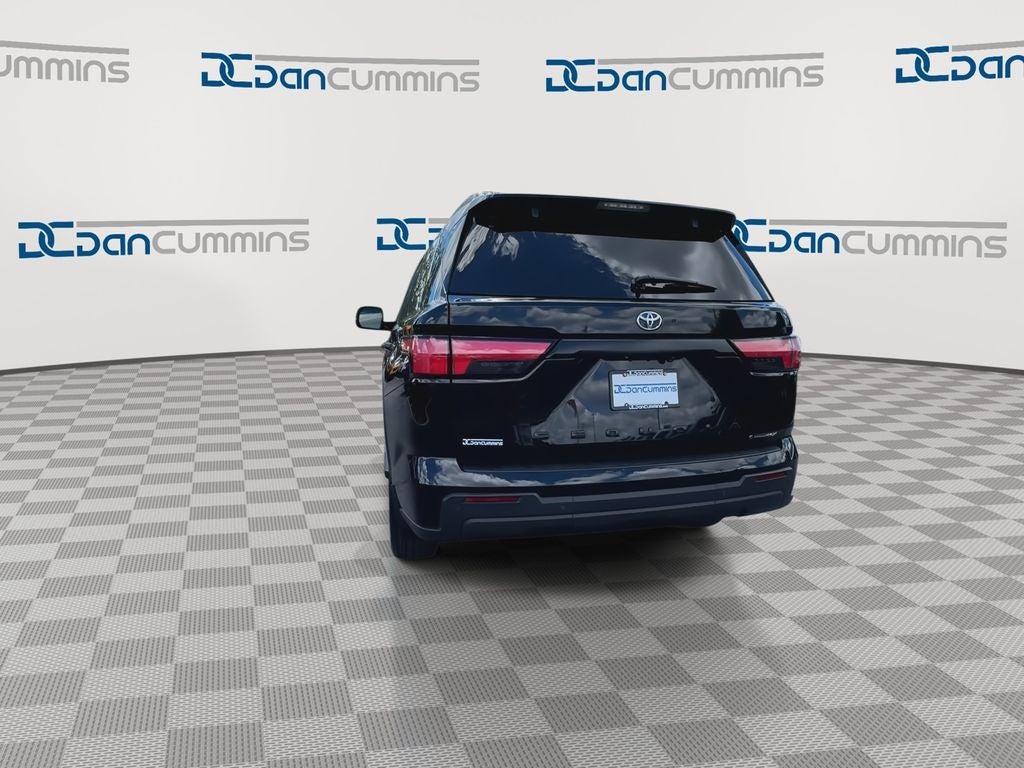 2025 Toyota Sequoia SR5