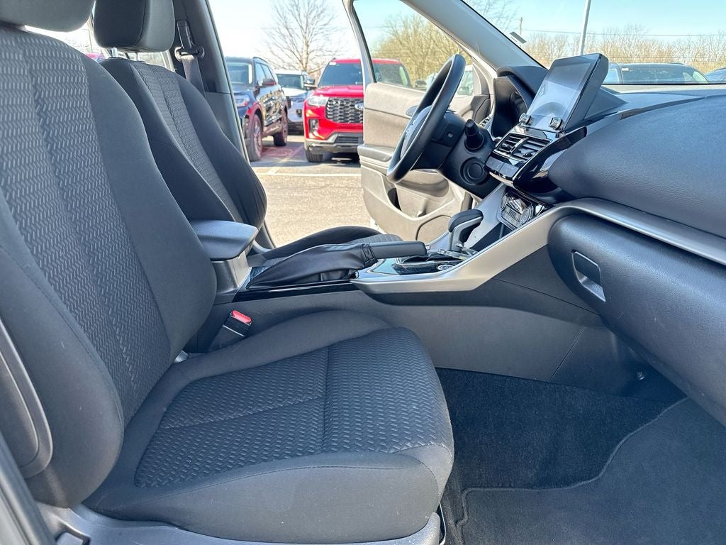 2024 Mitsubishi Eclipse Cross LE