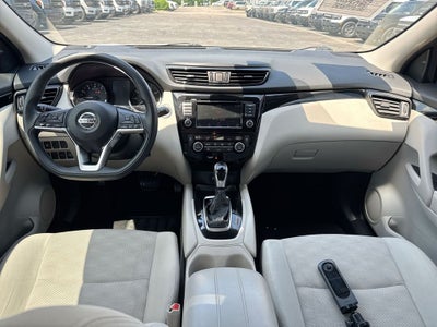 2020 Nissan Rogue Sport SV