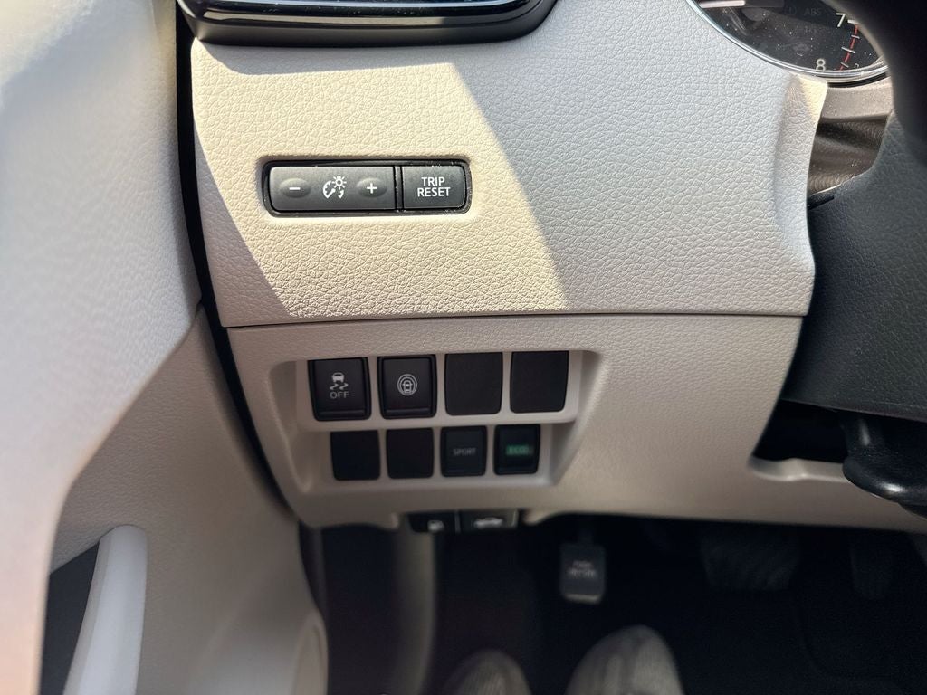 2020 Nissan Rogue Sport SV