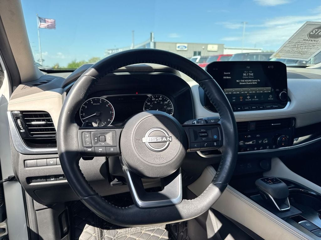 2023 Nissan Rogue SL